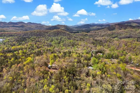 690 Hidden Acres Dr, Marion, NC 28752 photo 7