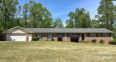 1926 Bud Arthur Bridge Rd, Spartanburg, SC 29307