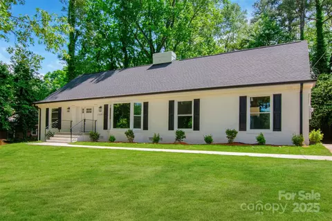2601 Pinewood Rd, Gastonia, NC 28054