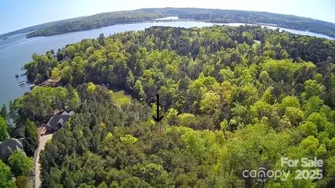 133 Badin View Dr, Badin Lake, NC 28127