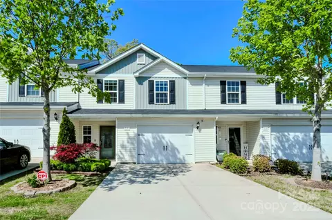 2141 Talbert Ct, Charlotte, NC 28214