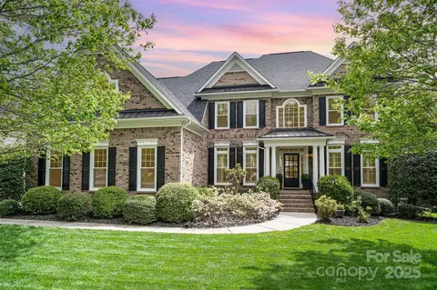 3306 Delamere Dr, Matthews, NC 28104
