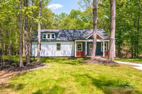 856 Driftwood Rd, Lincolnton, NC 28092