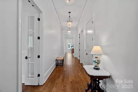 Entry Way - 503 Walnut St, Davidson, NC 28036 photo 1 of 7