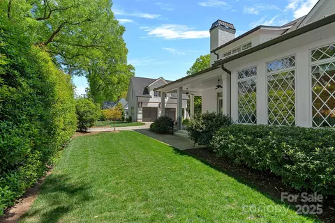 Exterior - 503 Walnut St, Davidson, NC 28036 photo 3 of 6