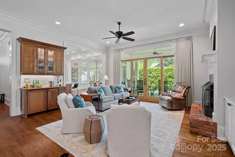 Living - 503 Walnut St, Davidson, NC 28036 photo 3 of 3