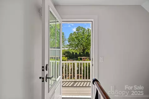 Entry Way - 503 Walnut St, Davidson, NC 28036 photo 7 of 7