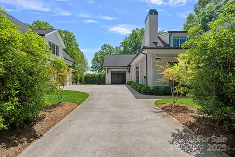 Exterior - 503 Walnut St, Davidson, NC 28036 photo 5 of 6