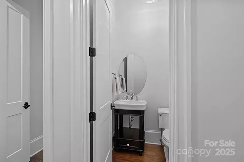 Entry Way - 503 Walnut St, Davidson, NC 28036 photo 5 of 7