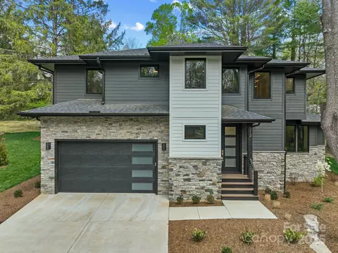 512 Tenth St, Black Mountain, NC 28711