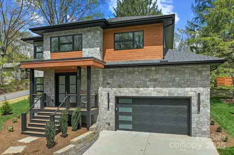 520 Tenth St, Black Mountain, NC 28711