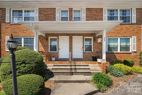 28 Capri 3a Ln #3A, Hendersonville, NC 28792