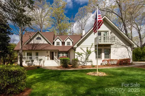16 Catawba Ridge Ct, Clover, SC 29710