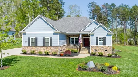 4594 N Wynswept Dr, Maiden, NC 28650
