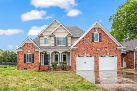 206 Rhynehardt Rd, Mocksville, NC 27028