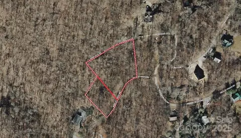 Thorncliff 11 & 12 Drive #11 & 12, Seven Devils, NC 86004
