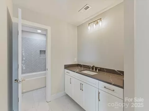 Bath - 3308 Watkins Rd, Monroe, NC 28110 photo 6 of 7