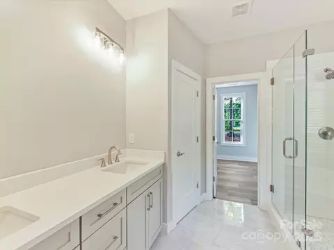 Bath - 3308 Watkins Rd, Monroe, NC 28110 photo 3 of 7