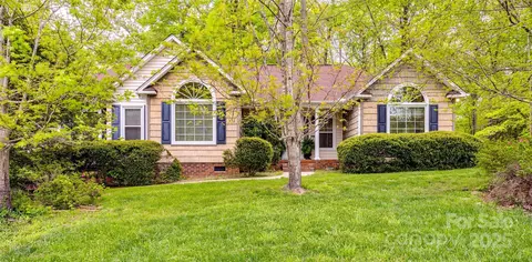 2199 Lookout Pt, Rock Hill, SC 29732