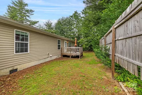 Exterior - 255 Jackson Loop Rd, Flat Rock, NC 28731 photo 4 of 4