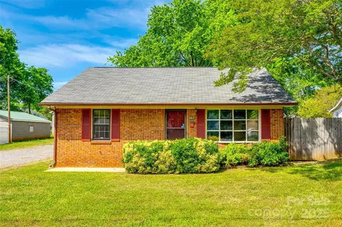 862 Eastwood Dr, Rock Hill, SC 29730