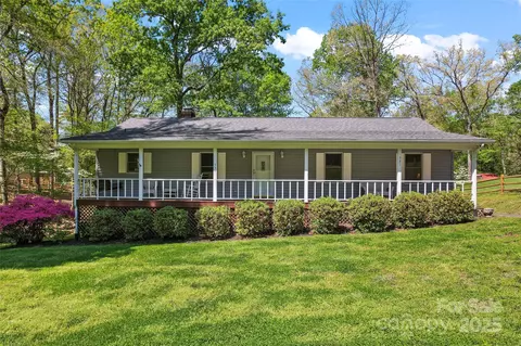 531 Hattaway Dr, Mount Gilead, NC 27306