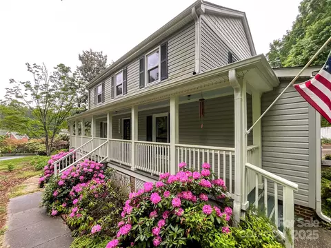 2214 Cannonade Ct, Matthews, NC 28105