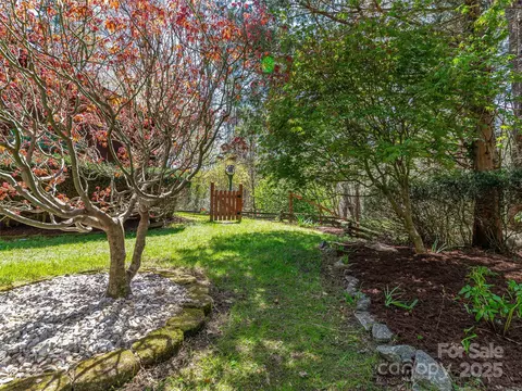 167 Harbor Cv, Brevard, NC 28712 photo 40