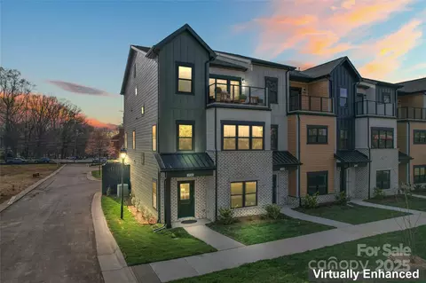 706 Falling Oak 16 Aly #16, Huntersville, NC 28078