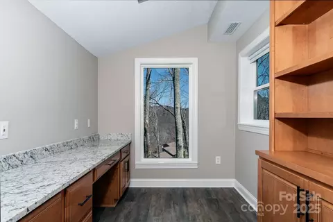 150 Squirrel Corn Ln, Sugar Mountain, NC 28604 photo 18