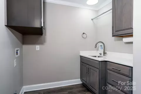 150 Squirrel Corn Ln, Sugar Mountain, NC 28604 photo 8