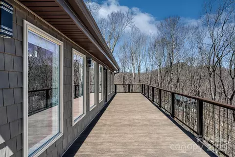150 Squirrel Corn Ln, Sugar Mountain, NC 28604 photo 24