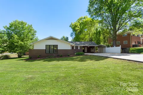 319 Hatley Ne Cir NE, Concord, NC 28025