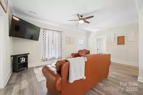 600 3rd St, Spencer, NC 28159 photo 9