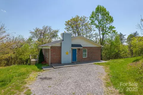 963 Kenham Sw Pl SW, Lenoir, NC 28645