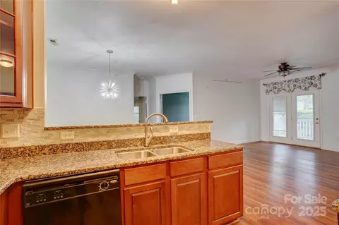 Kitchen - 16746 Amberside E Rd E, Cornelius, NC 28031 photo 1 of 3