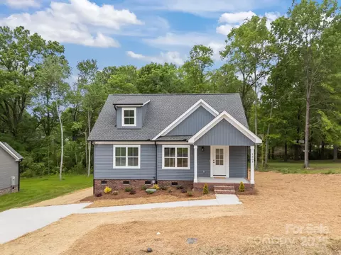 130 Springway Dr # B, Kannapolis, NC 28081