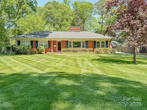 5119 Beckford Dr, Charlotte, NC 28226