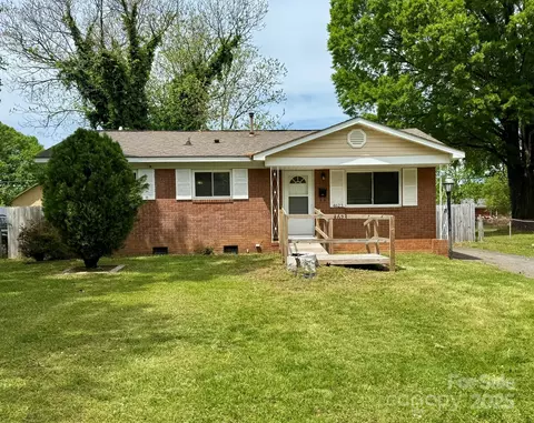 4623 Monmouth Dr, Charlotte, NC 28269