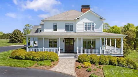 1065 Hunter Bridge Rd, Stony Point, NC 28678