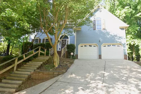 4704 Beech Crest Pl, Charlotte, NC 28269
