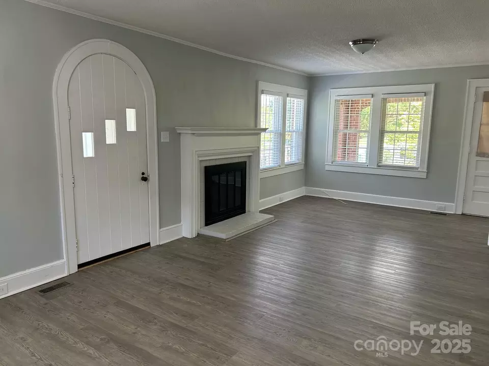 Living - 121 W 11th St, Oakboro, NC 28129 photo 3 of 4