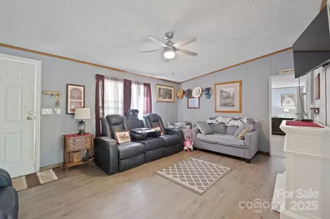 Living - 6282 Lor Rd, Morganton, NC 28655 photo 1 of 2