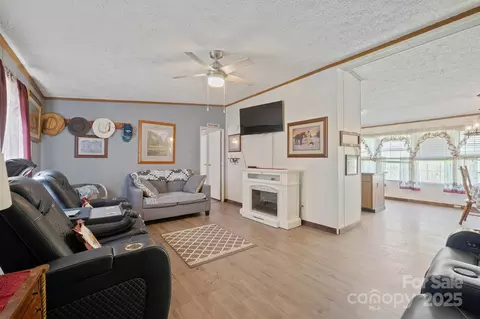 Living - 6282 Lor Rd, Morganton, NC 28655 photo 2 of 2