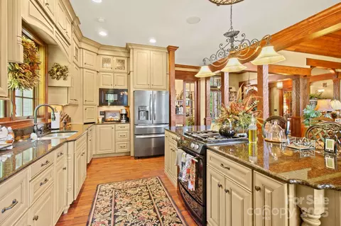 285 Wetherley, Boone, NC 28607 photo 12