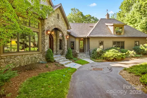 285 Wetherley, Boone, NC 28607 photo 2