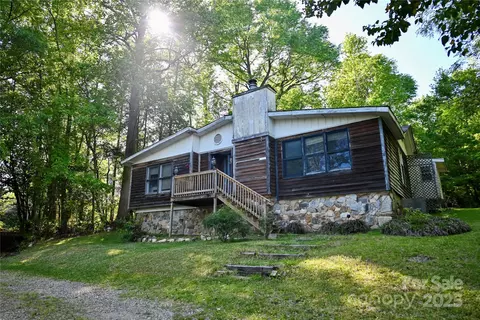 1042 Jackson Rd, Fort Lawn, SC 29714