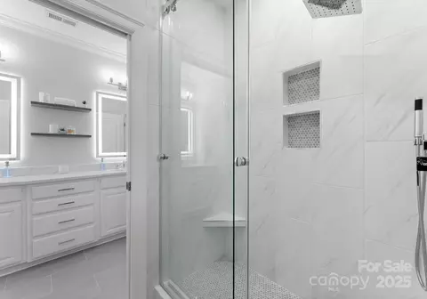 Bath - 13420 Robert Walker Dr, Davidson, NC 28036 photo 4 of 5