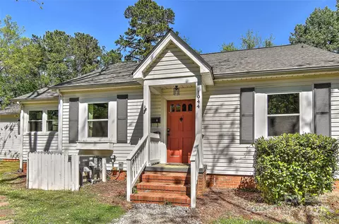 1944 Garibaldi Ave, Charlotte, NC 28208