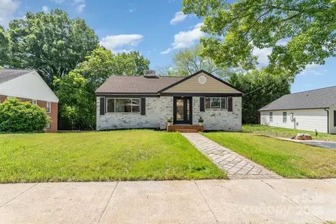 Exterior - 112 Circle Dr, Salisbury, NC 28144 photo 3 of 5